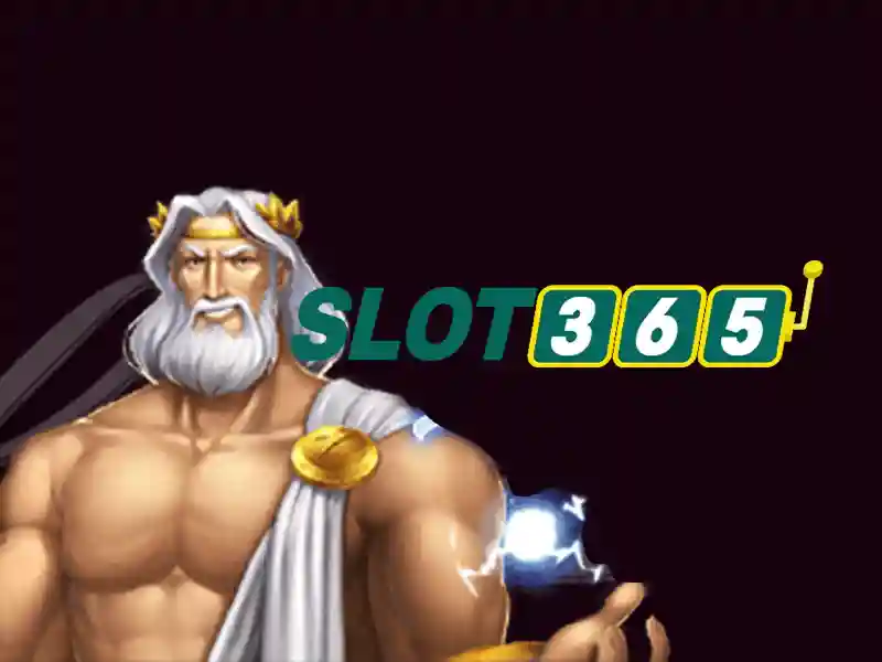 Nhân viên hỗ trợ khách hàng Slot365 đang làm việc trực tuyến 24/7